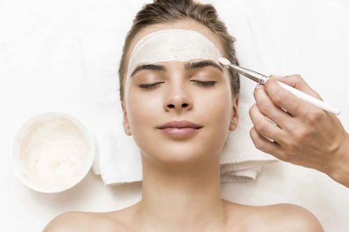 Higiene facial con tierras del  desierto (60 ´)
