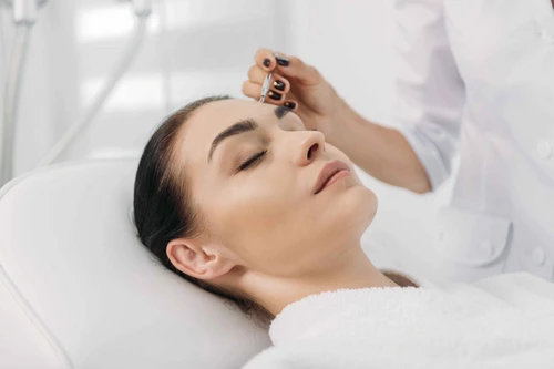 Tratamiento facial la farm.  luminosidad y firmeza (75´)