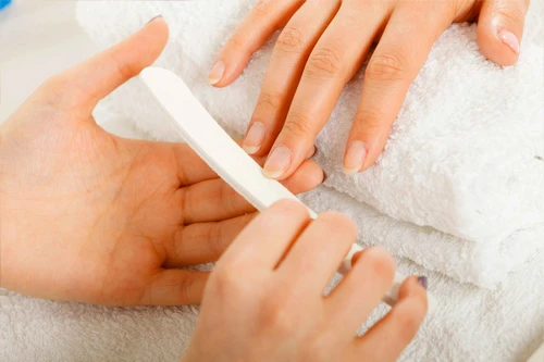 Manicura clásica (45´)
